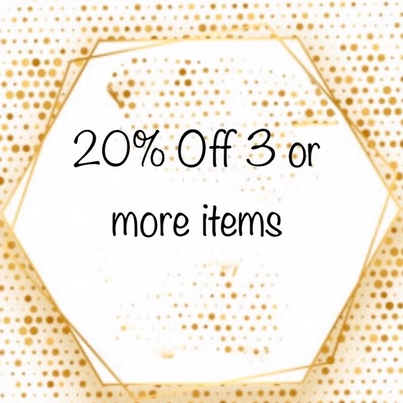 ✨✨NEW✨✨Gold V Hoop Earrings✨✨ - Picture 4 of 4